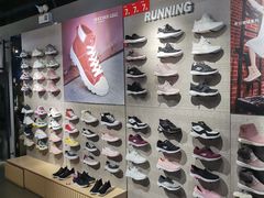 -斯凯奇(西安曲江大悦城店)