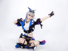 -米游妙妙屋cosplay换装自拍摄影体验馆