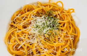 Traditional Cheese Meat Sauce Pasta