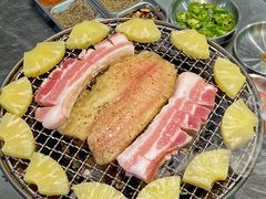 -灶边炉台·东北融合烤肉(南山店)