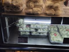 -白玉兰食品(汇联商厦店)