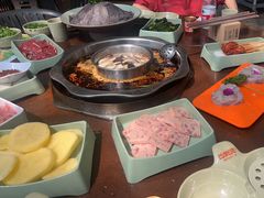 -巴倒烫陆派火锅山庄(南山总店)