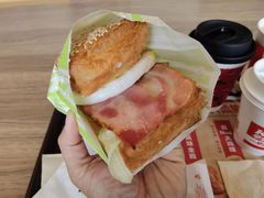 培根蛋法风烧饼-肯德基(大学路DT店)