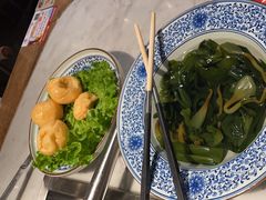 -尚尚仙·酸汤猪手·猪肚鸡火锅(华联万柳购物中心店)