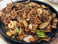 -标记美食新鲜猪杂(兴南大道店)