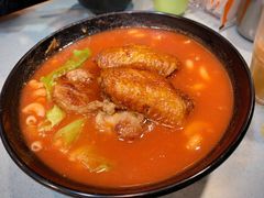 番茄浓汤鸡翅猪扒通粉-华嫂冰室(尖沙咀店)