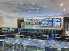 -龙悦湾酒家·八阵鱼生·渔人码头店