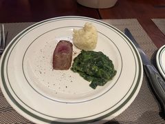 -Wolfgang’s Steakhouse 沃夫冈牛排馆(上海白玉兰广场店)