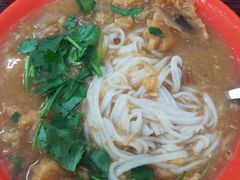 -成群小食店