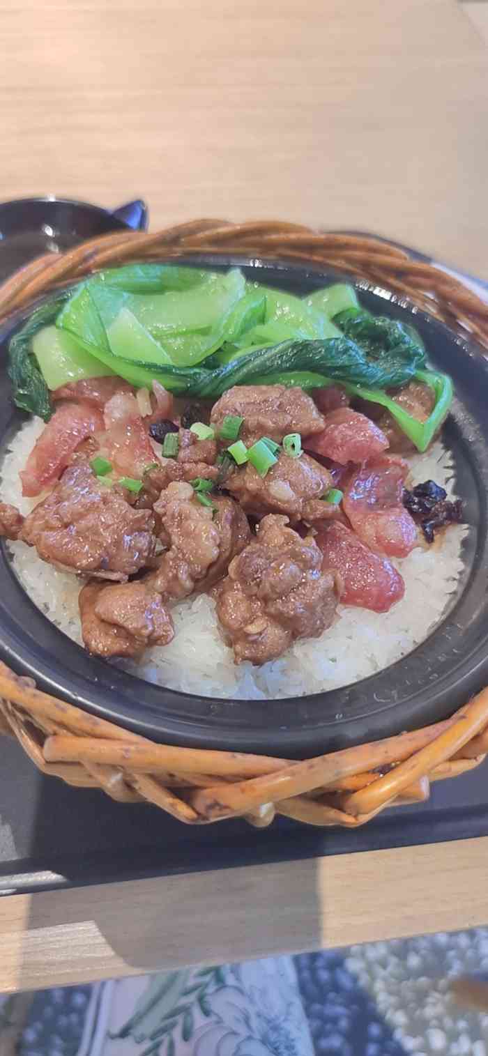 煲掌柜·金牌煲仔饭-"周六睡晚了,没吃早饭就到百乐广场逛逛,.