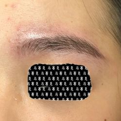 -一个差评成就的纹眉店