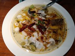 -鱼亨小鲜酸菜鱼(大信店)