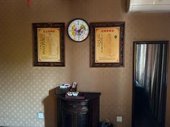 -莱仪堂艾灸经络养生馆(九亭一店)