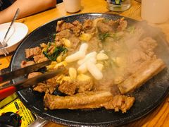 -喇喇排骨火锅·传统韩式脊骨汤(望京西园总店)