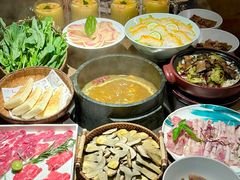 -蘑界·野生菌火锅(深业上城店)