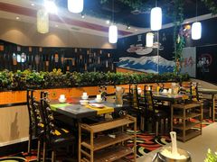 大堂-四季喧黔味豆米火锅(万达广场店)