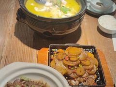 -九锅一堂酸菜鱼(万达广场店)