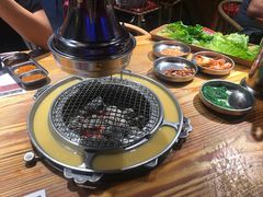 -青瓦炭韩潮烤肉(花园道店)