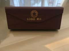 -LOGO眼镜·蔡司品牌折扣店(龙华清湖店)