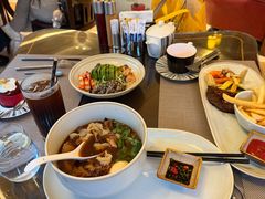 -上海和平饭店维克多咖啡厅 Victor's