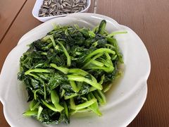 -小陆莲花蟹园农家乐(莲花岛店)