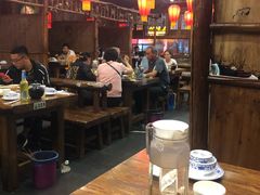 大堂-一品江湖烧烤餐厅