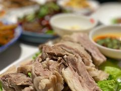 -杨氏青龙虾·羊蝎子(托乐嘉店)