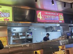 -记忆串城·东北烧烤·小龙虾·大型团建(南油店)