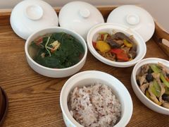 -雪梅月子中心(华侨城店)