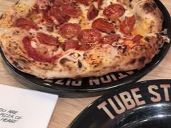 -Tube station站点比萨(王府井百货店)