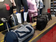 -UNDER ARMOUR(八达岭奥莱店)