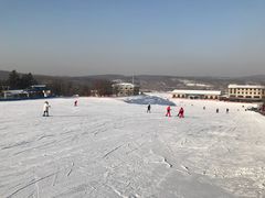 -庙香山滑雪场