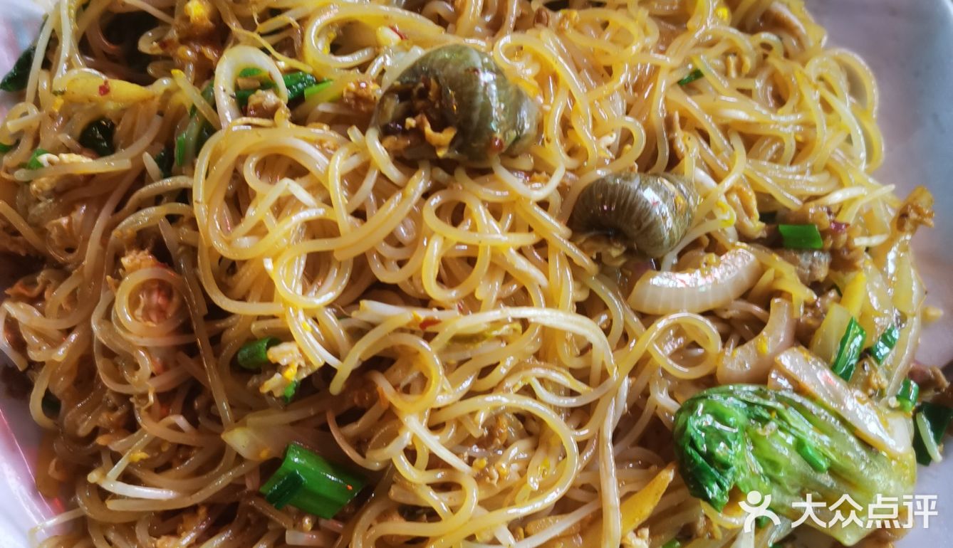 原来炒螺蛳粉里面真的有螺丝