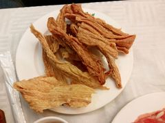 炸腐竹-常赢三兄弟·清真涮肉·清真炒菜(朝阳新城店)