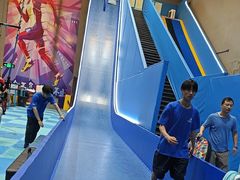 -超时空蹦床团建·VR潮玩运动娱乐·生日派对游乐园(金桥店)