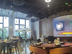 -肆季荟·SEASONS(江苏电视塔店)