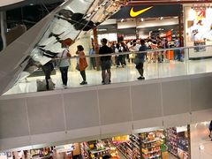 -东荟城名店仓