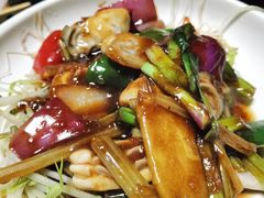 -大富蚝乌东哥饭店·石锅鱼杂·柠檬鸭(革新路店)