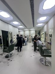 点击看大图 -八佰伴8008星级形象店