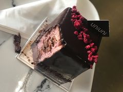 -UNI UNI(环亚凯瑟琳店)