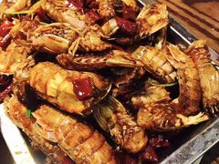 -喝丢一只鞋辣炒海鲜小烧烤(三八广场店)