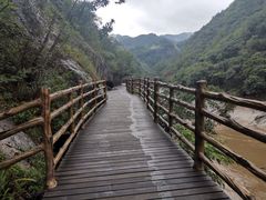 -燕子河大峡谷天坑仙境