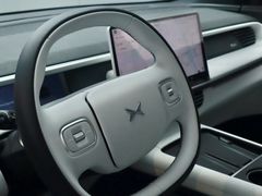 -小鹏汽车体验中心(苏州龙湖狮山天街店)