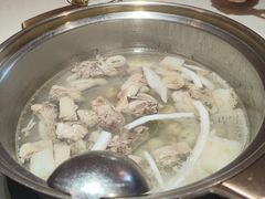 -喃喃椰·糟粕醋·椰子鸡火锅(七堡花园店)