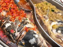 -阿瓦山寨·湘菜现炒·剁椒鱼头王(咸阳总店)