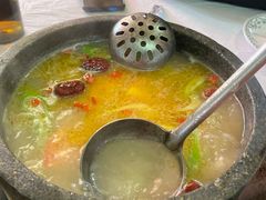 -鲁朗纳麦石锅鸡庄园