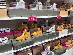 -唯品会(北京国瑞城店)