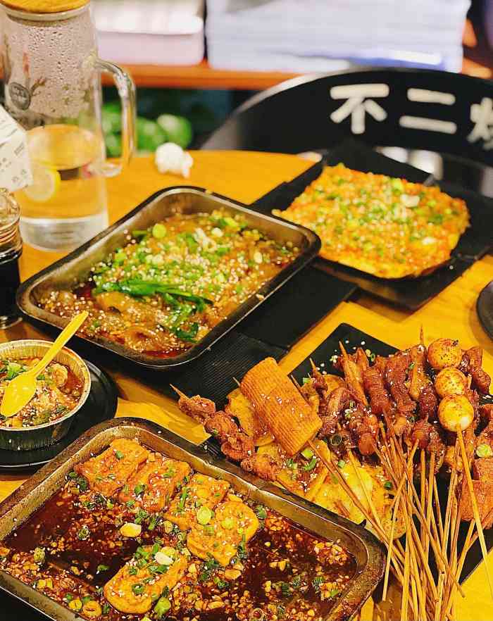 不二烧烤(光华店)-"第二次来这家烧烤店了,挺符合我跟我朋友的.