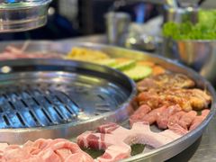 -哈哈碳都·牛肋条无限自助烤肉(台江万达店)