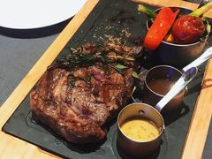 碳烤澳洲西冷牛排-YUE·6·西式融合餐厅(外滩六号店)